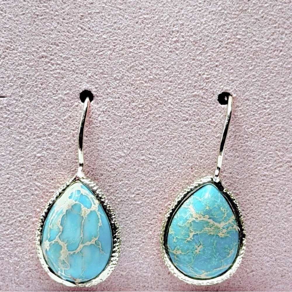 💕2/$30 NEW Faceted Turquoise Jasper Earrings Teardrop Blue Earrings Gold Plated